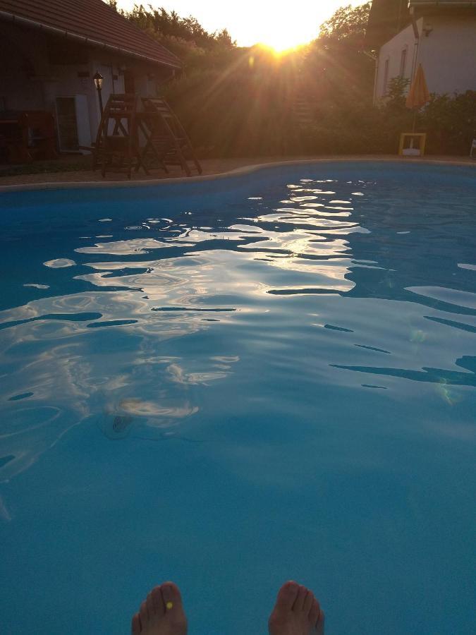 Nadas Pihenopark Tiszafüred Buitenkant foto